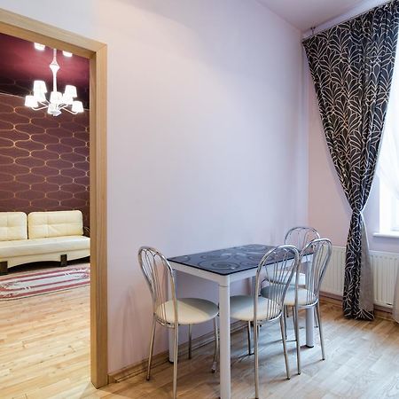 Leogrand Apartments On Doroshenka 34 Лвив Екстериор снимка