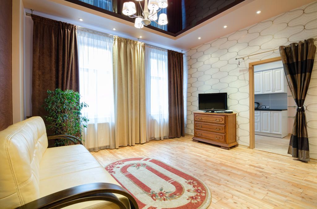 Leogrand Apartments On Doroshenka 34 Лвив Екстериор снимка
